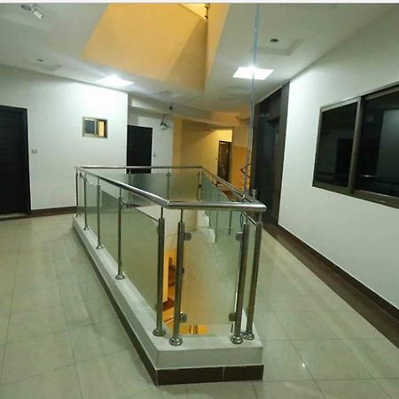 Hotel Multan Continental Exterior photo