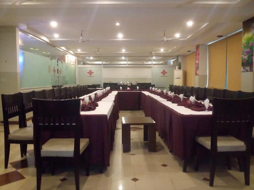 Hotel Multan Continental Exterior photo