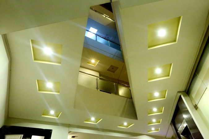 Hotel Multan Continental Exterior photo